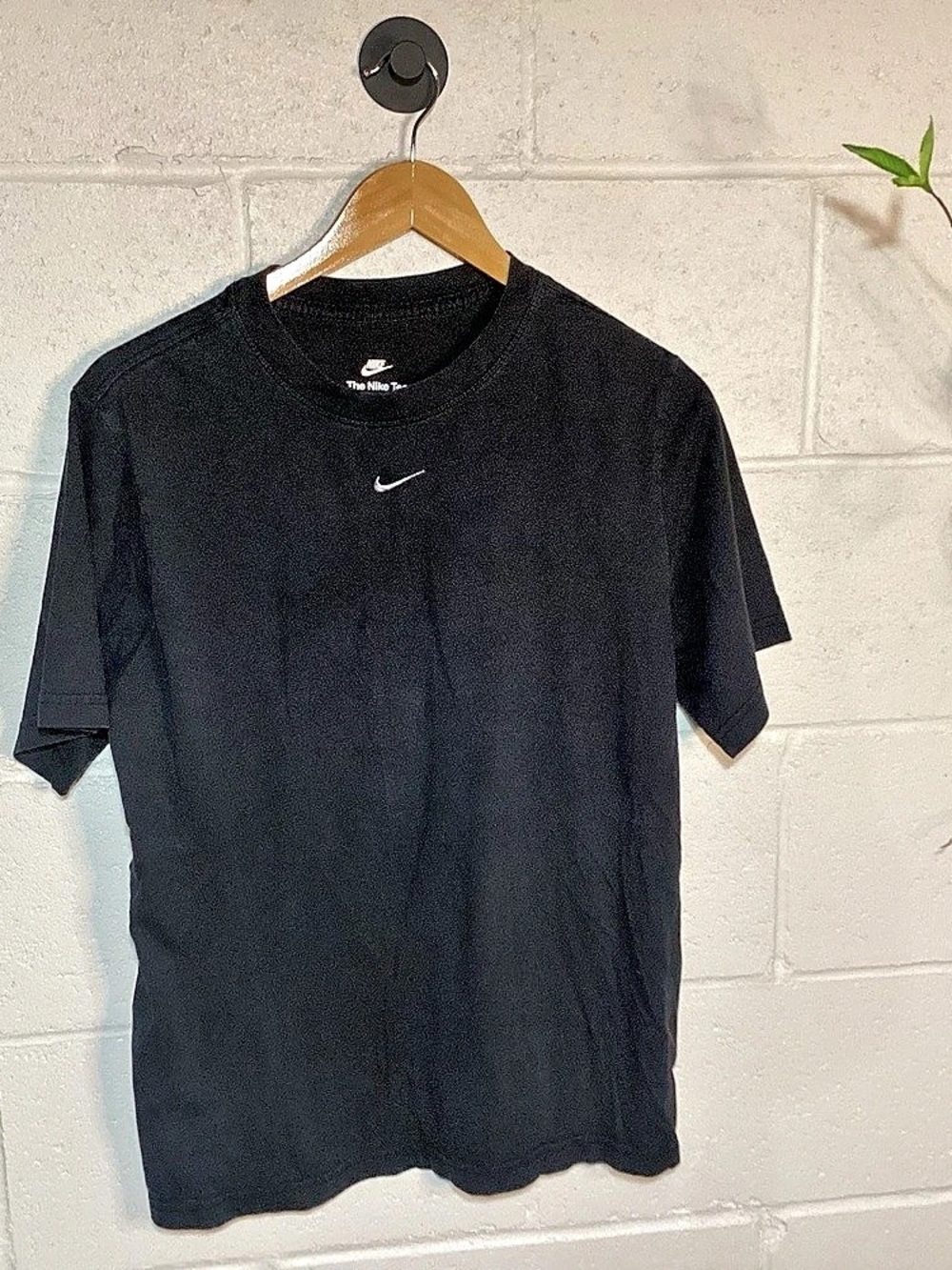 Nike The Nike Tee Loose Fit Center Swoosh Girls T-Shirt Loose Fit Center Swoosh